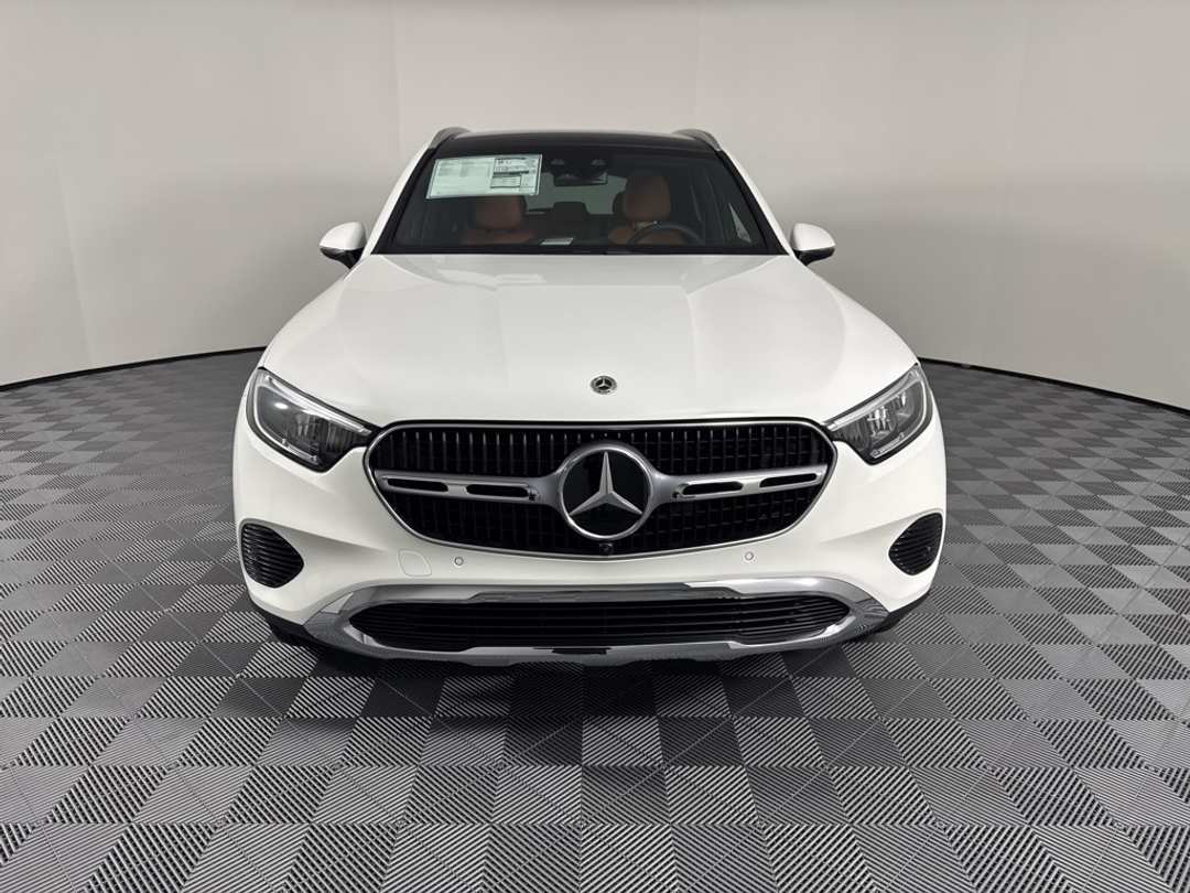 2026 Mercedes-Benz GLC GLC 300 - Image 2