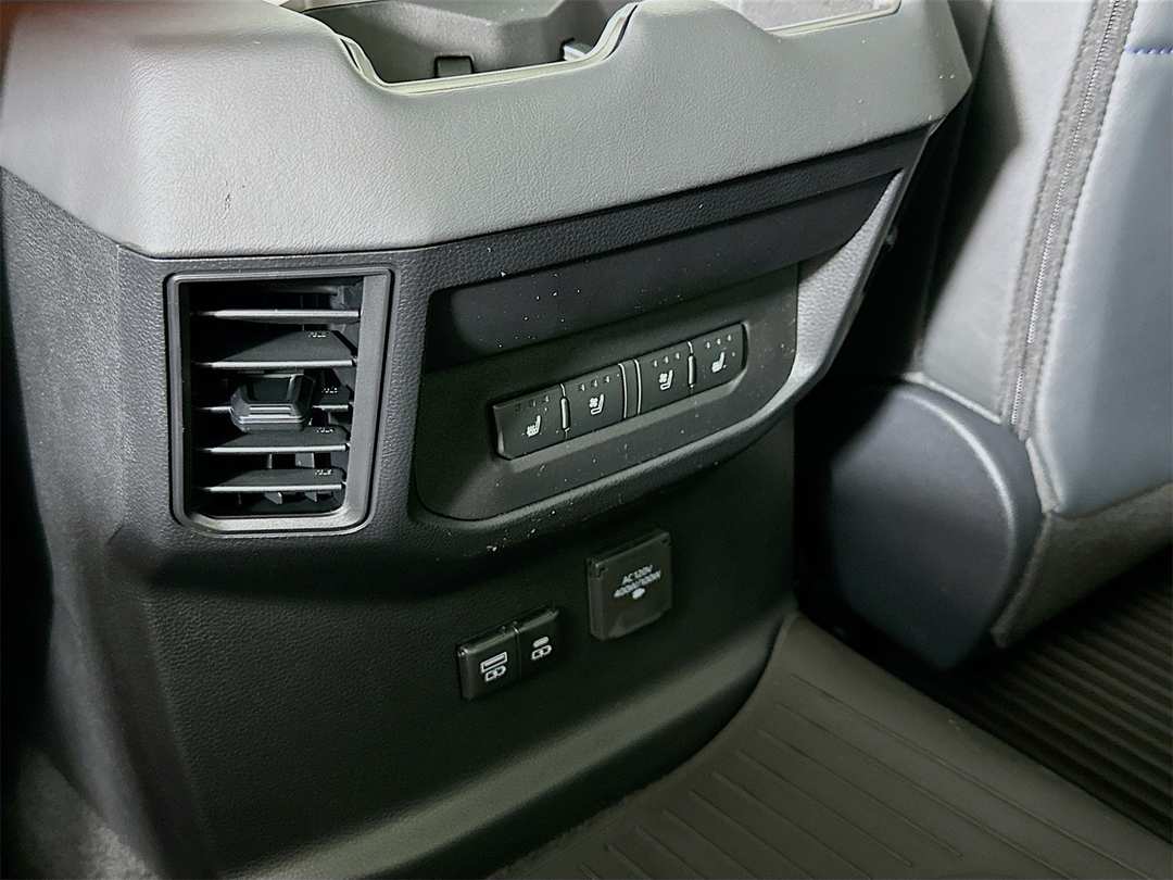 2026 Toyota Tundra Platinum - Image 26