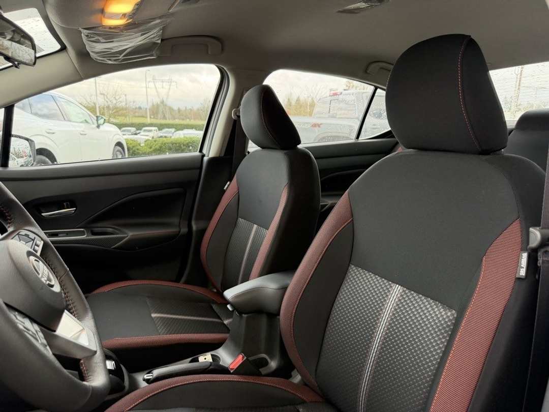 2025 Nissan Versa 1.6 SR - Image 13