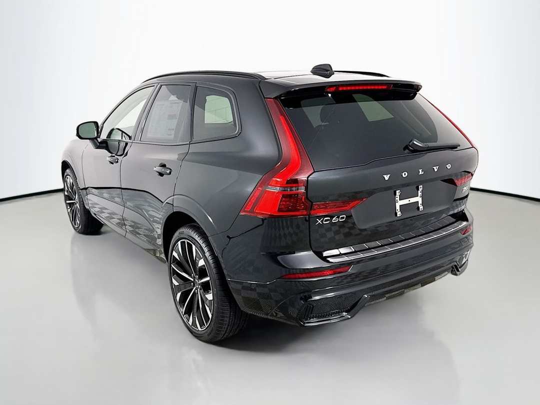 2026 Volvo Xc60 B5 Ultra - Image 3