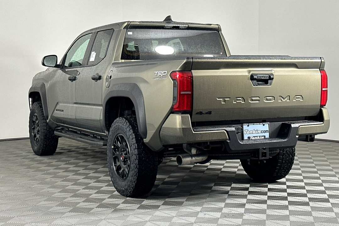 2025 Toyota Tacoma TRD OffRoad - Image 6