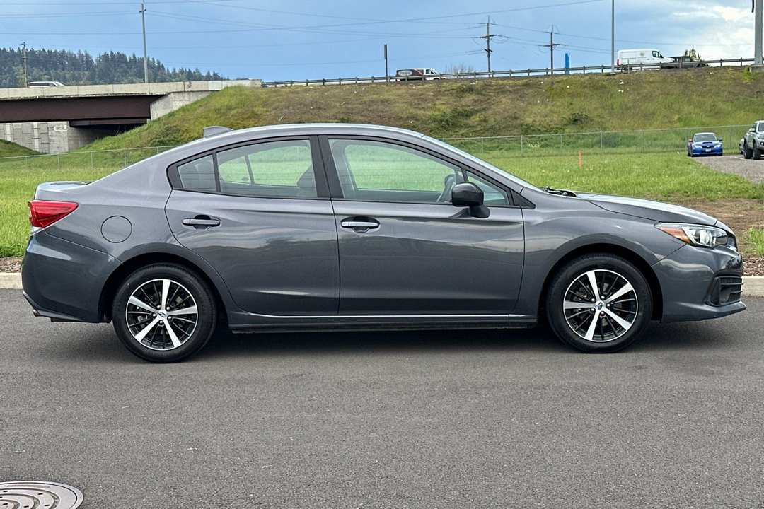 2023 Subaru Impreza Premium - Image 2