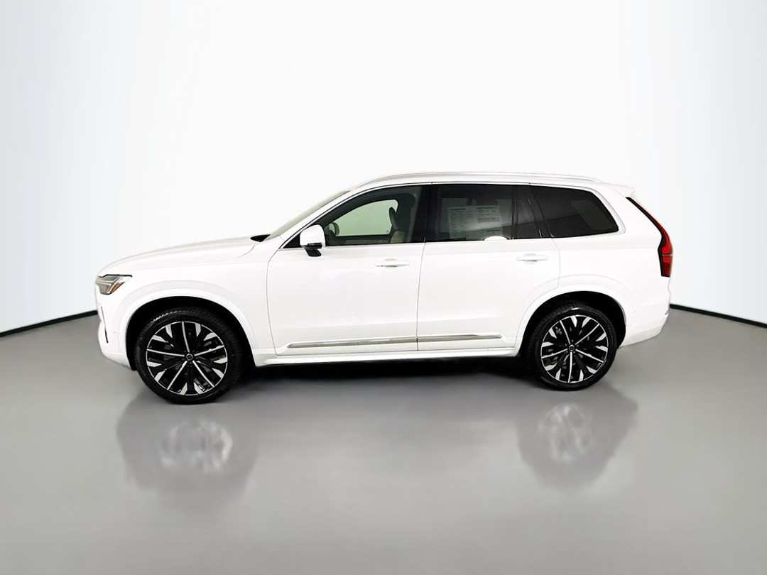 2026 Volvo Xc90 B6 Plus 7Seater - Image 2