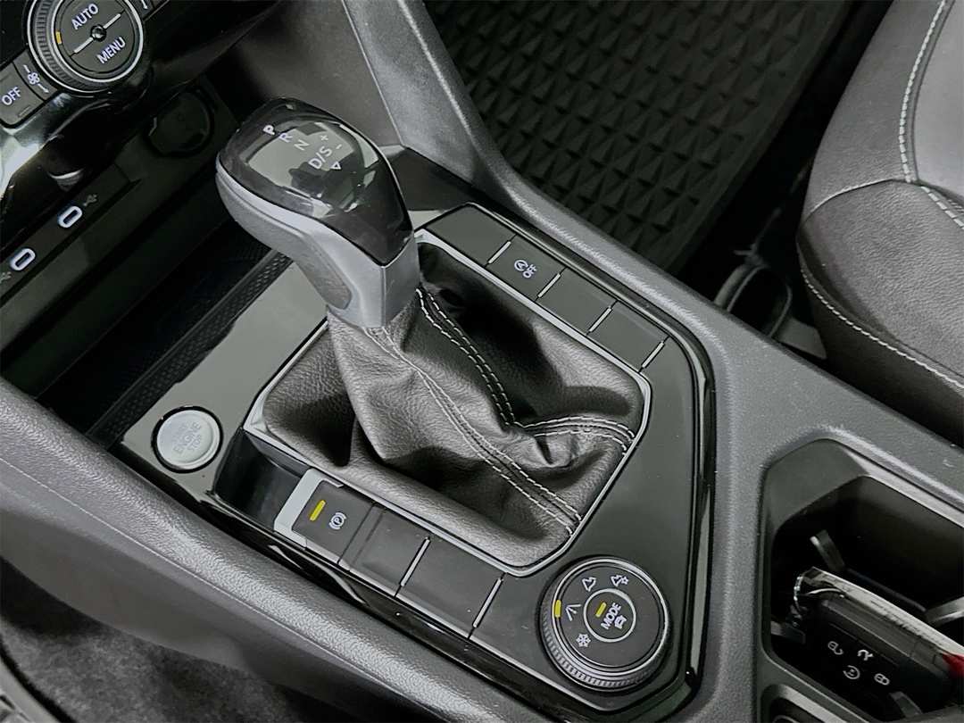 2024 Volkswagen Taos 1.5T SE - Image 17