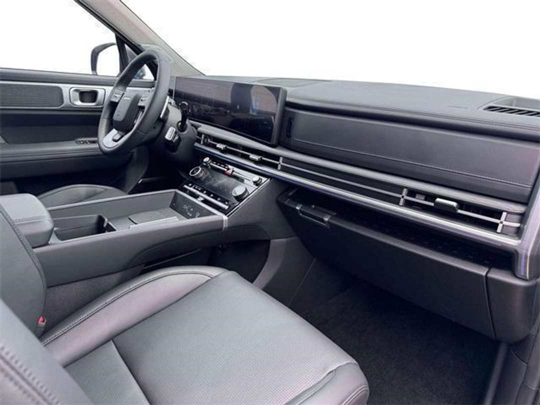 2026 Hyundai Santa Fe Limited - Image 15