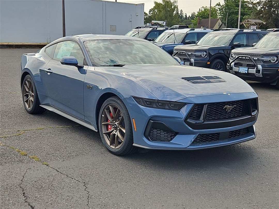2025 Ford Mustang GT Premium - Image 7