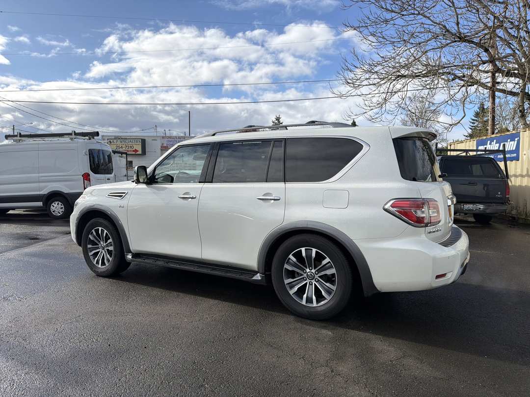 2019 Nissan Armada SL - Image 3