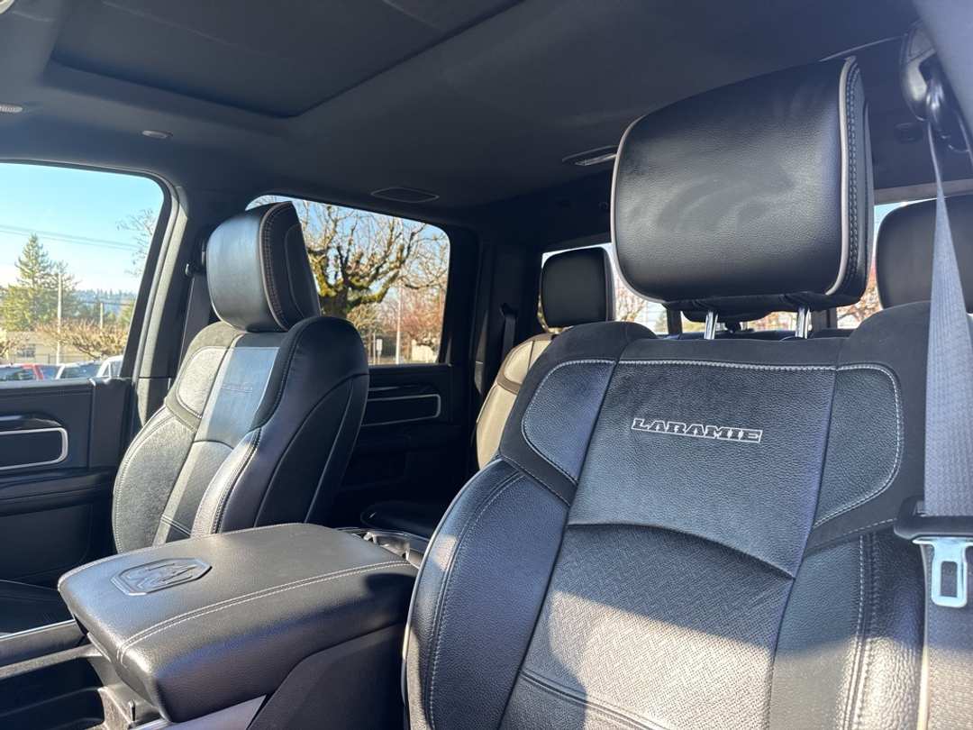 2022 Ram 2500 Laramie - Image 15