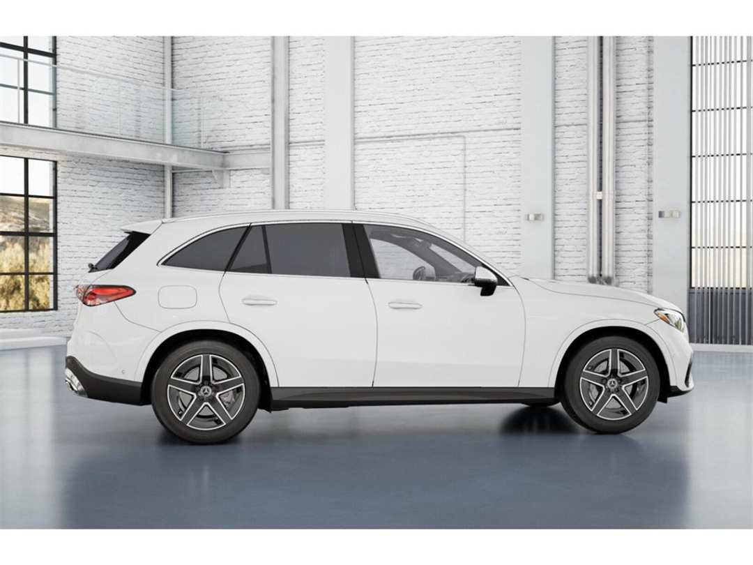 2025 Mercedes-Benz GLC GLC 300 - Image 18