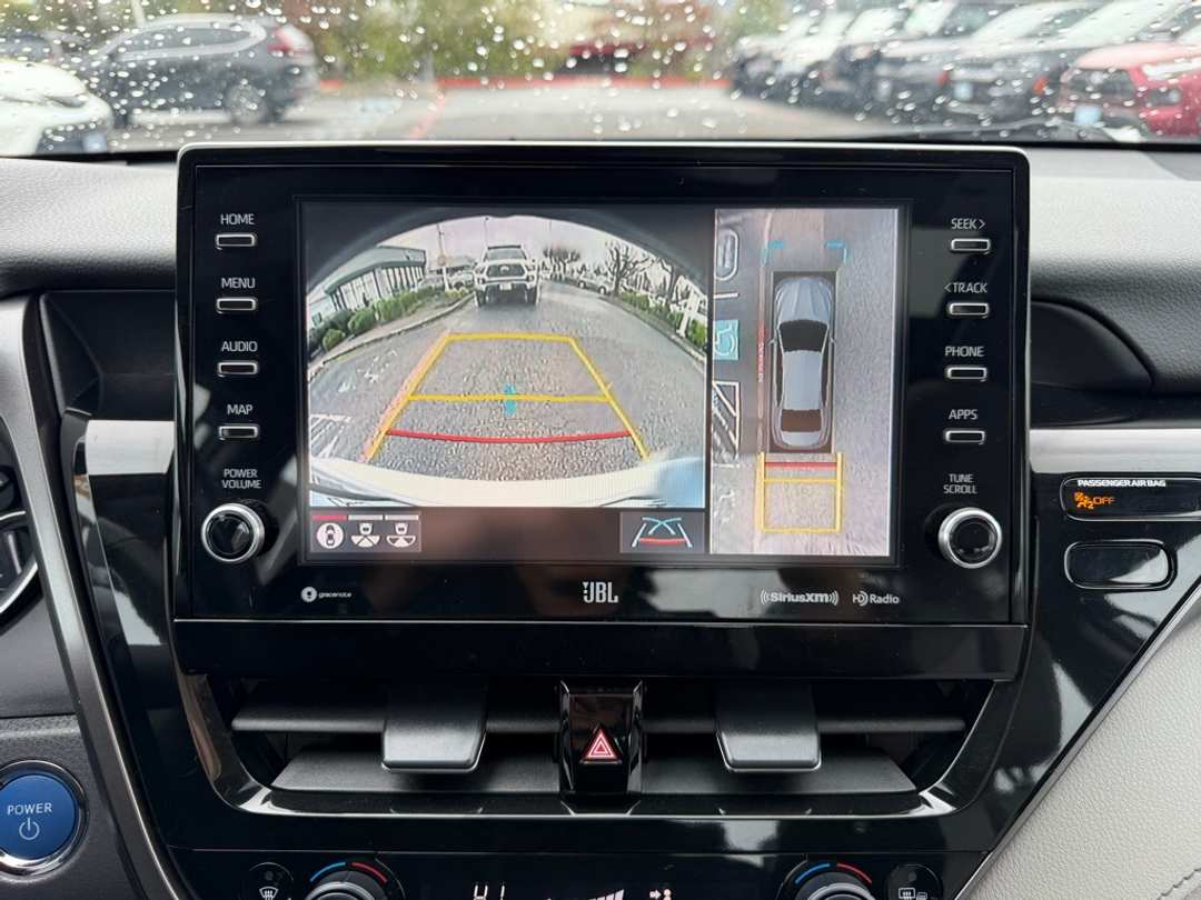 2021 Toyota Camry XLE - Image 22