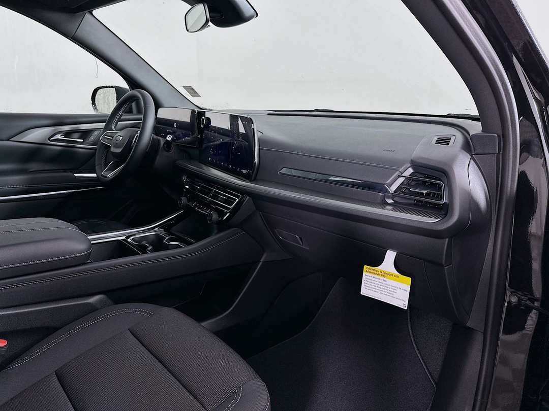 2026 Chevrolet Traverse LT - Image 30