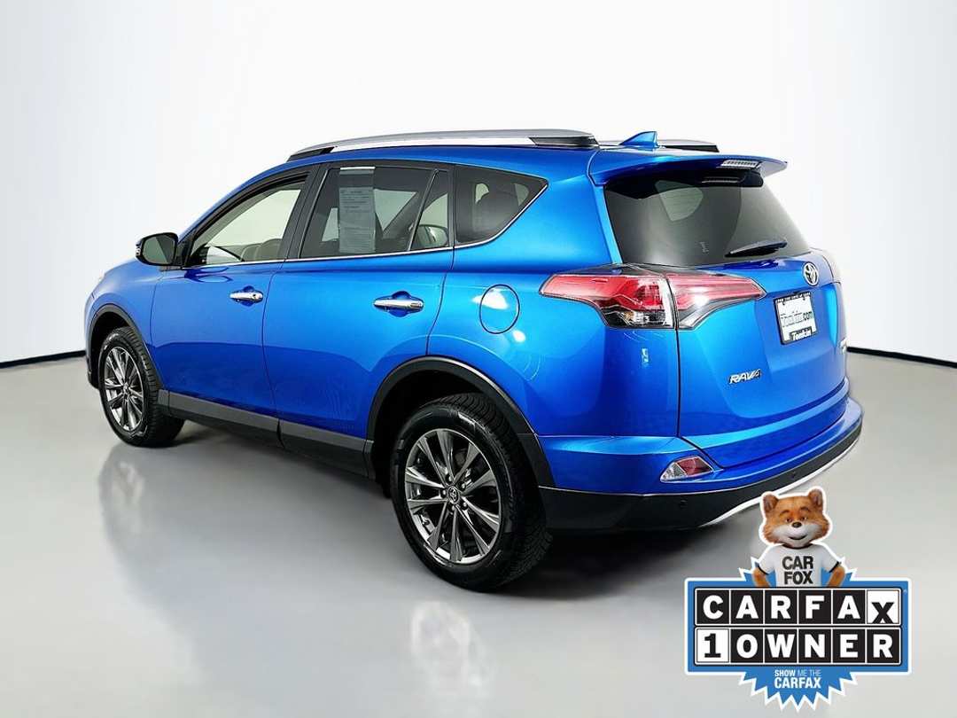 2018 Toyota Rav4 Limited - Image 6