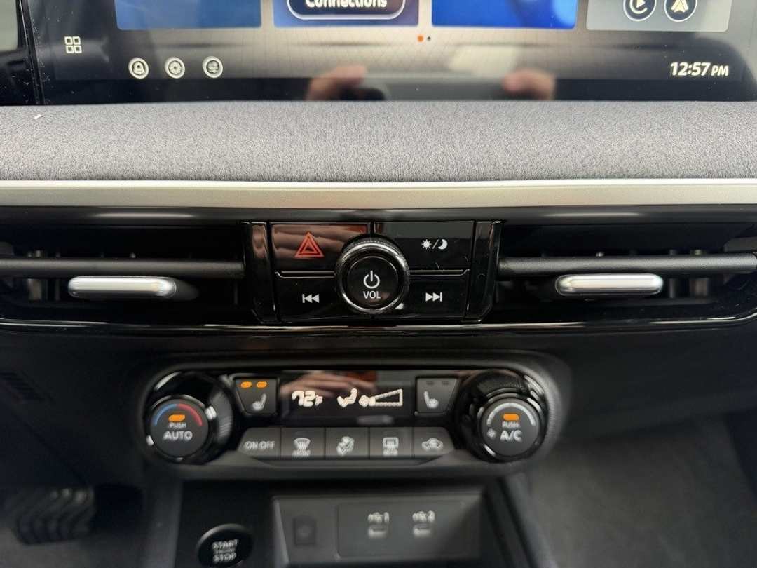 2026 Nissan Kicks SV - Image 22