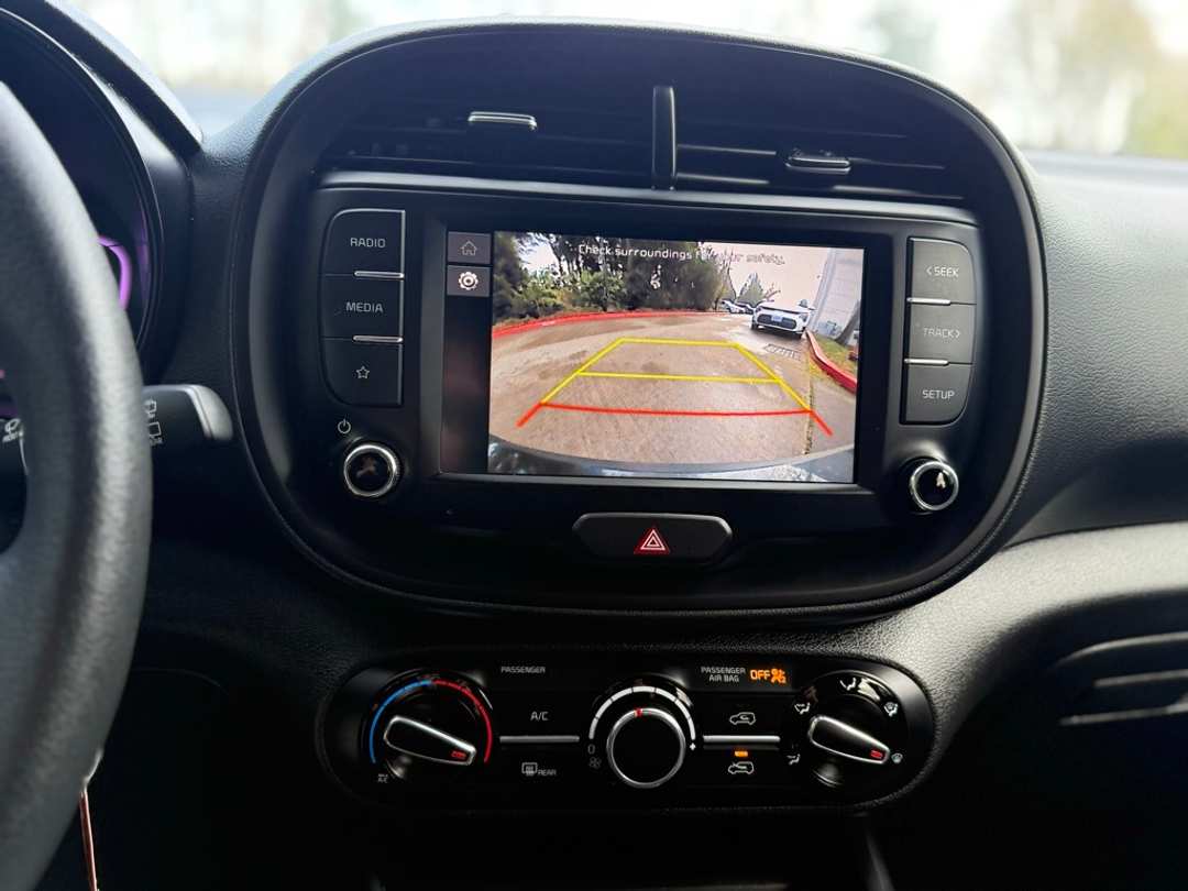 2024 Kia Soul LX - Image 32