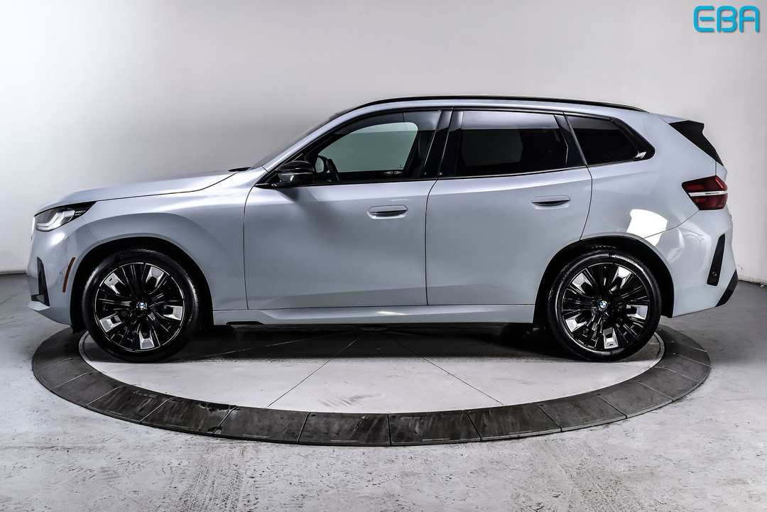 2025 BMW X3 M50 xDrive - Image 3