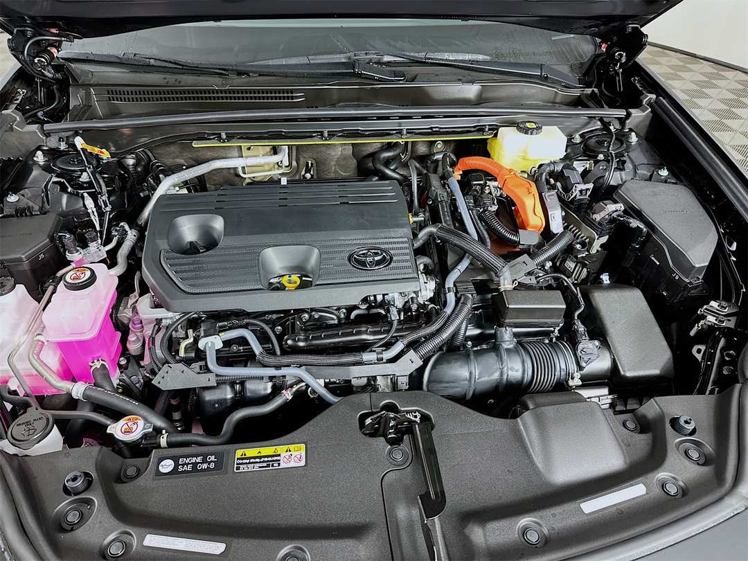 2026 Toyota Crown Signia Limited - Image 32