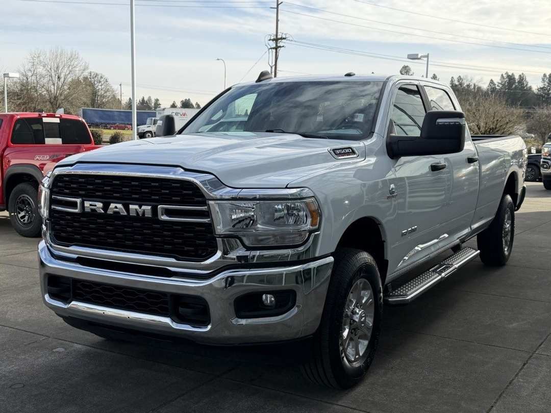 2024 Ram 3500 Big Horn - Image 4