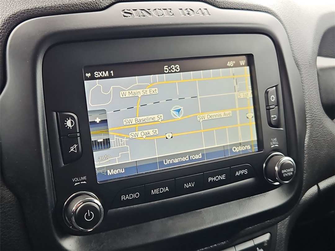 2017 Jeep Renegade Altitude - Image 18