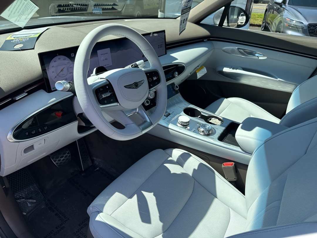 2026 Genesis Electrified Gv70 - Image 21