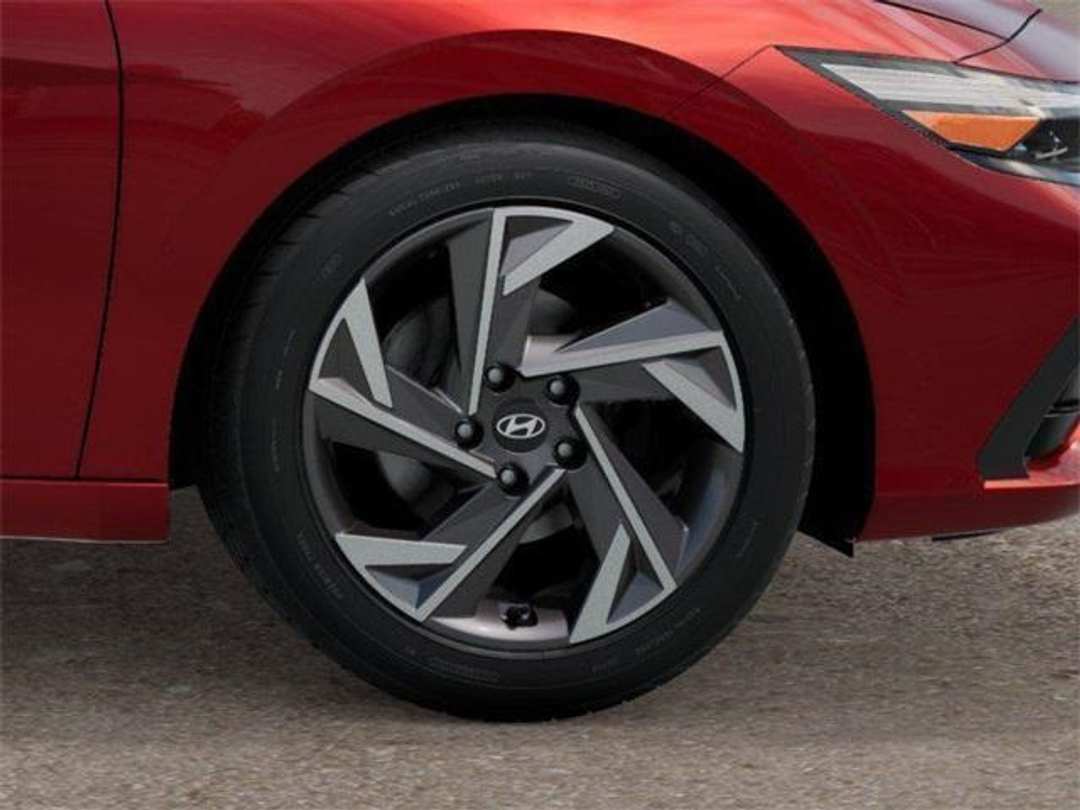 2026 Hyundai Elantra SEL Sport - Image 8