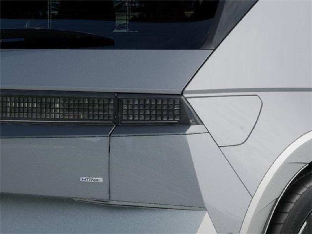 2026 Hyundai Ioniq 5 Limited - Image 10