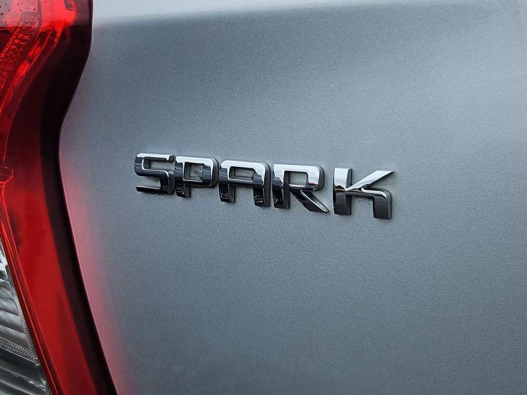 2021 Chevrolet Spark 1LT - Image 27