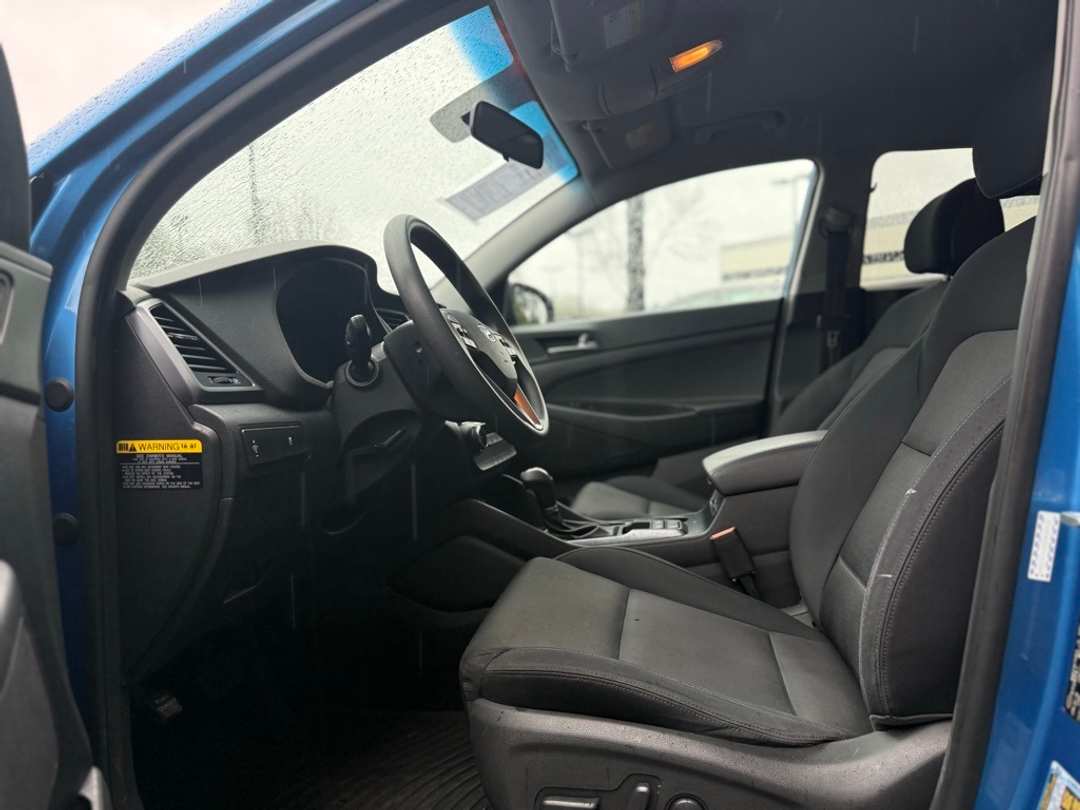 2016 Hyundai Tucson SE - Image 24