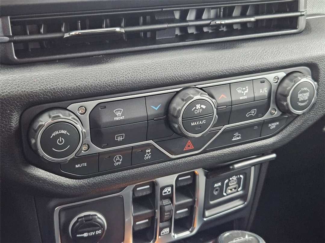 2026 Jeep Gladiator Sport - Image 23