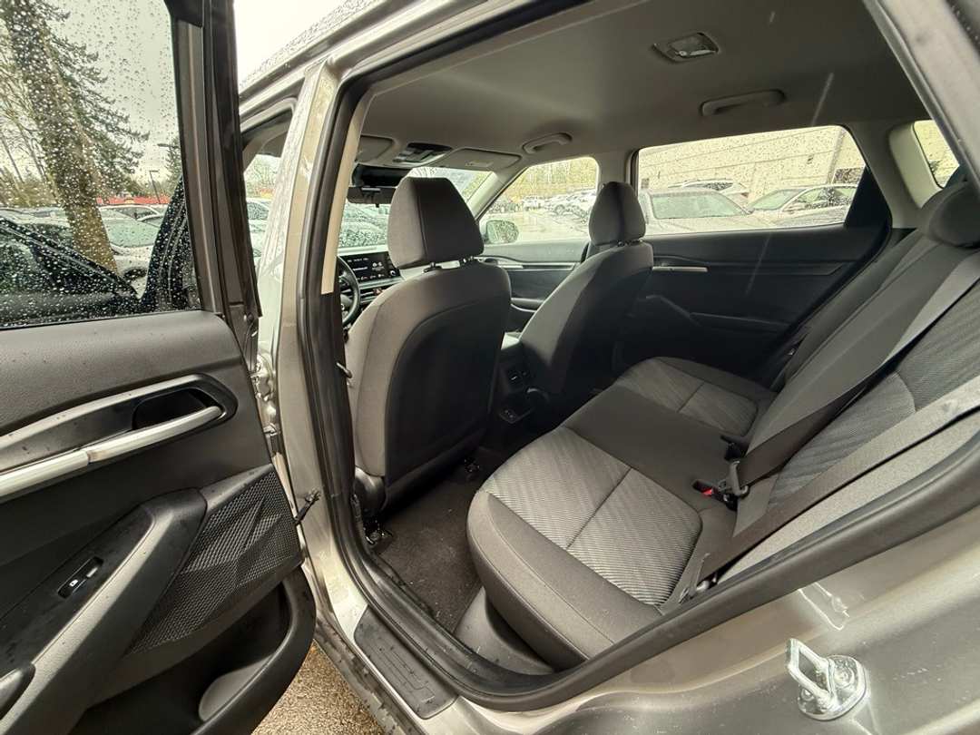 2024 Kia Seltos LX - Image 18