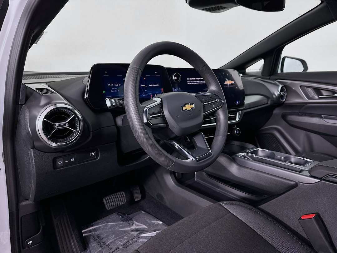 2026 Chevrolet Equinox Ev LT - Image 9