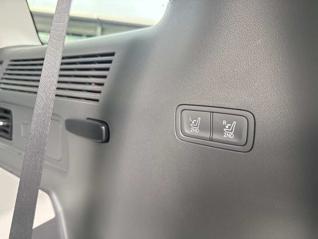 2024 Hyundai Santa Fe SEL - Image 18