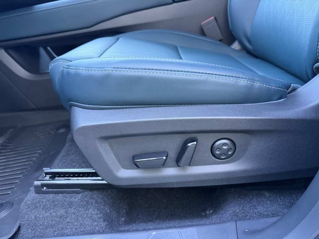 2026 Nissan Murano Platinum - Image 15