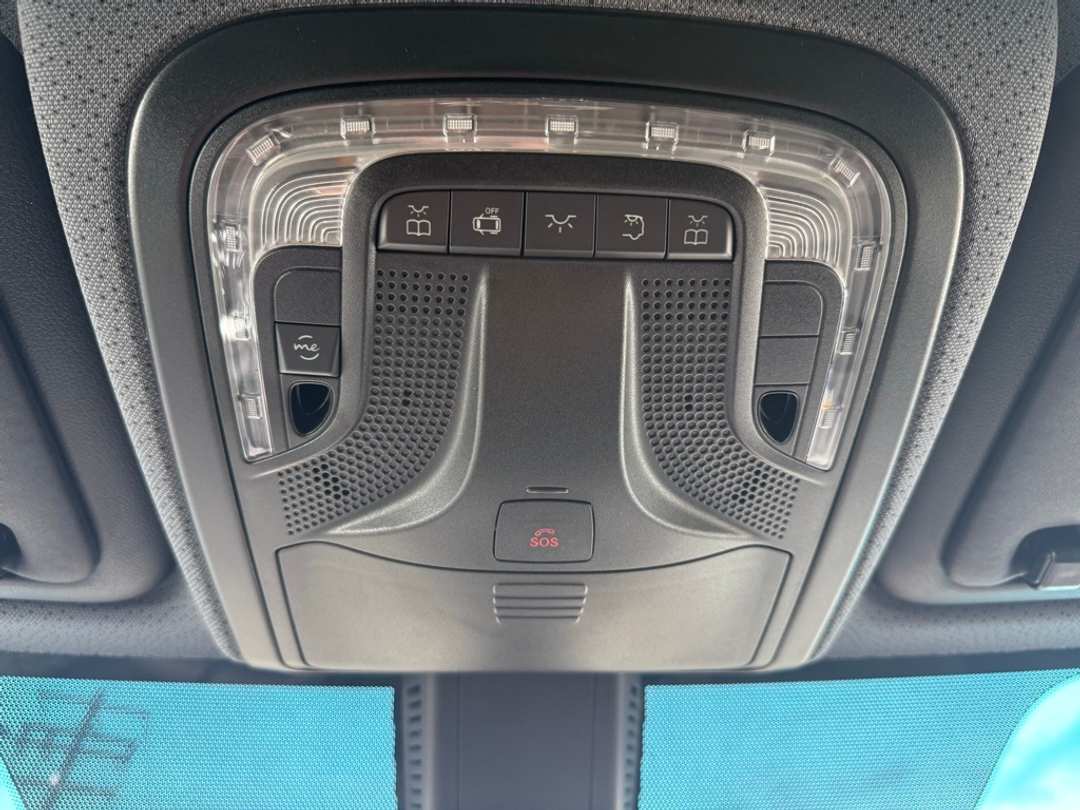 2026 Mercedes-Benz Sprinter 2500 Passenger 144 WB - Image 41