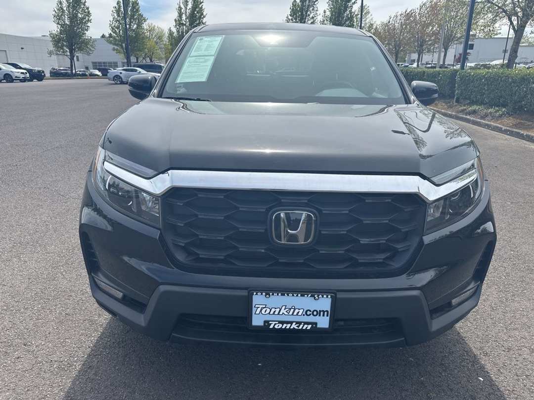 2023 Honda Passport EXL - Image 2