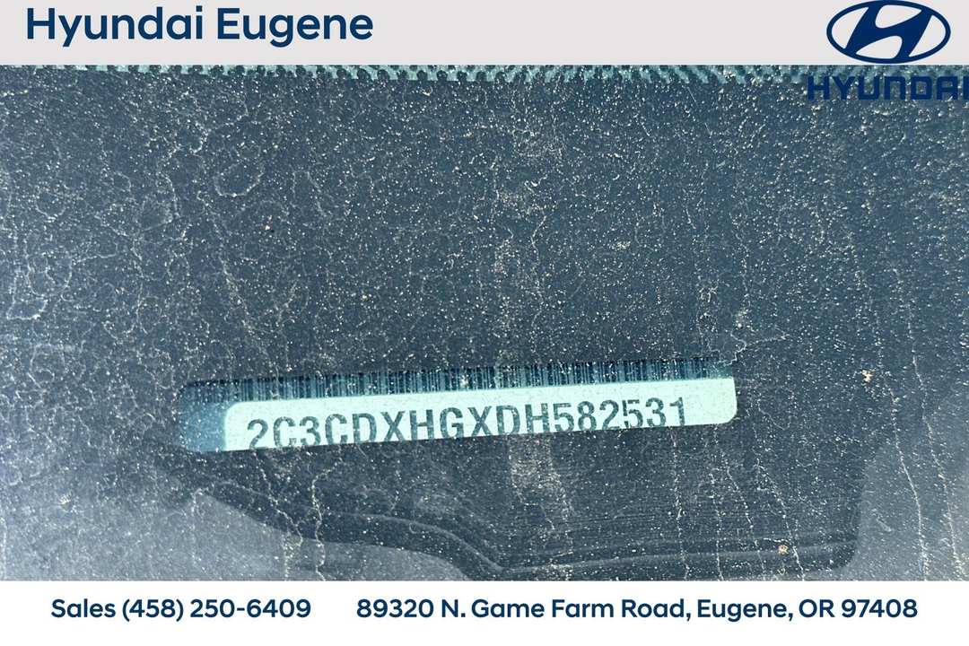 2013 Dodge Charger SXT - Image 2