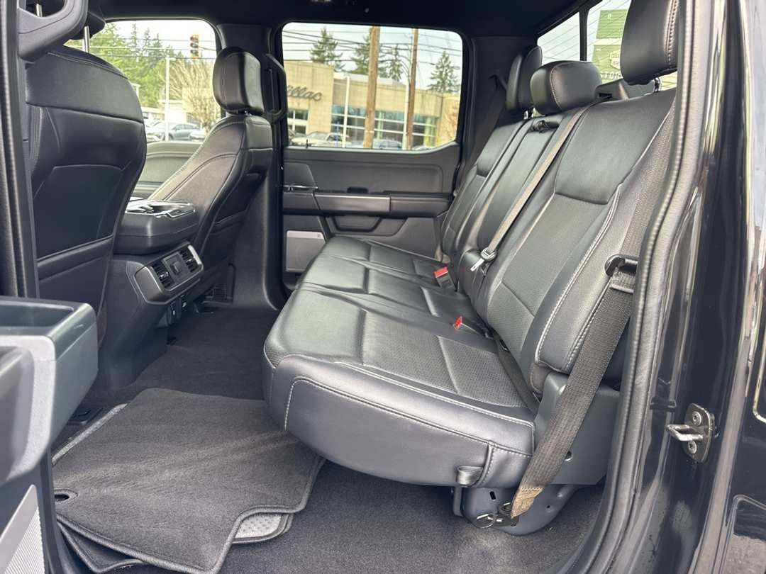 2025 Ford F-150 Lariat - Image 45