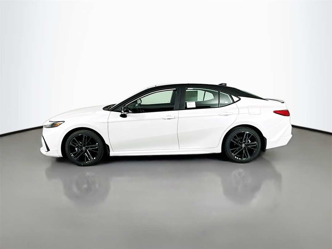 2026 Toyota Camry XSE - Image 4