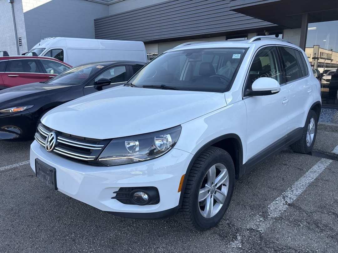 2017 Volkswagen Tiguan Comfortline - Image 2
