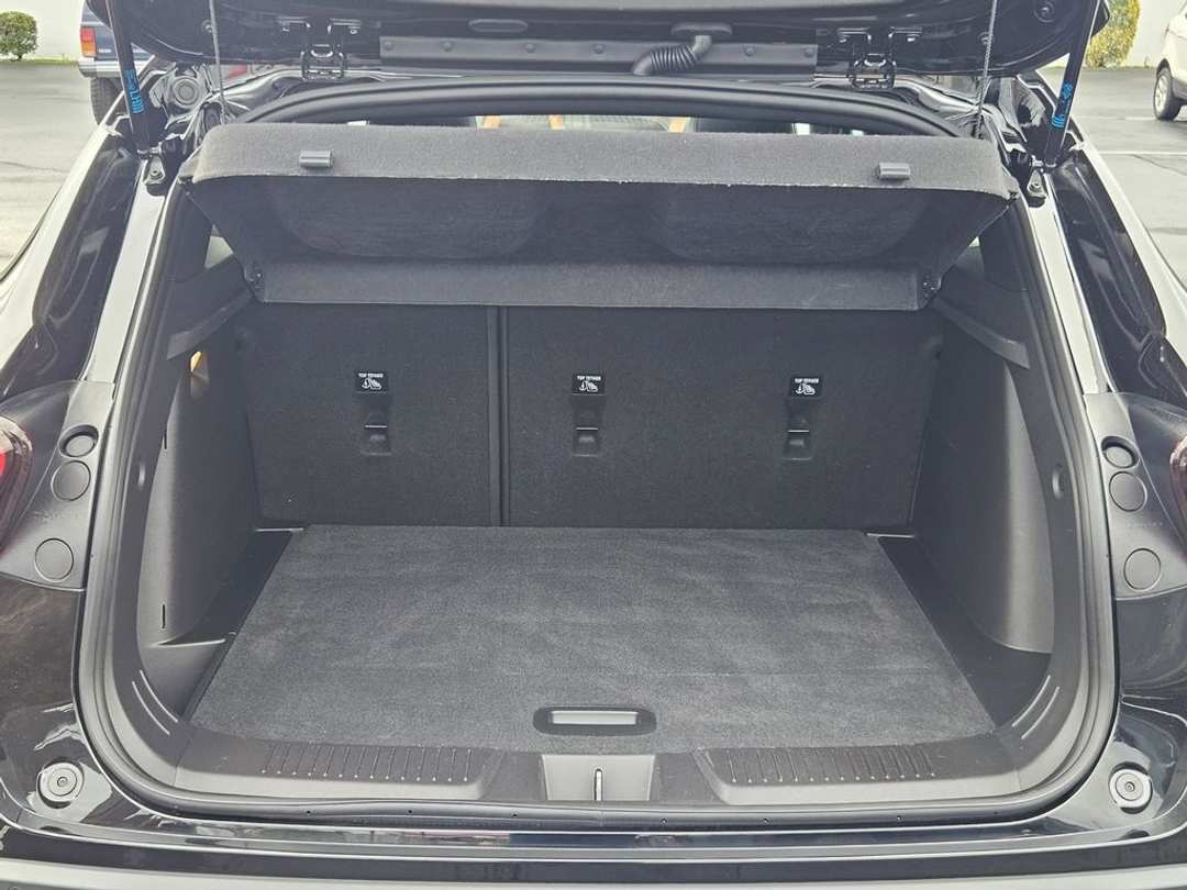 2025 Chevrolet Trax 2RS - Image 31