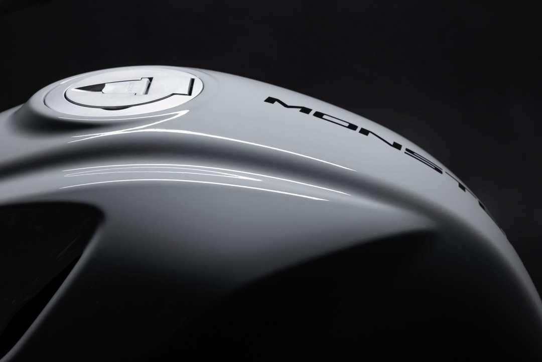 2026 Ducati Monster - Image 13