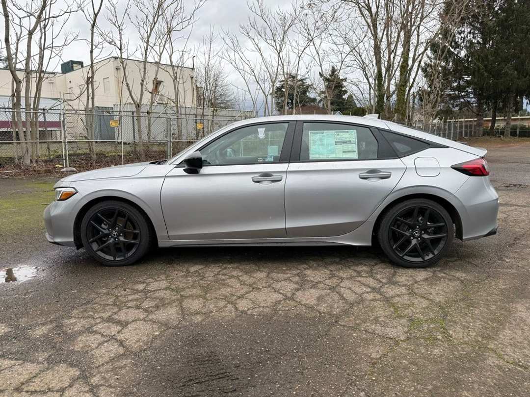 2026 Honda Civic Sport - Image 4