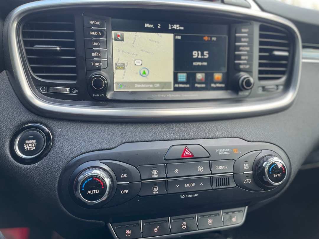 2016 Kia Sorento SX Limited - Image 12