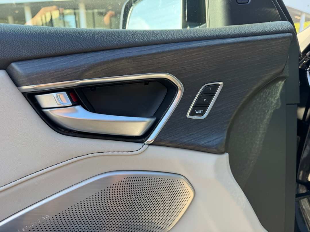 2026 Acura RDX Advance Package - Image 12