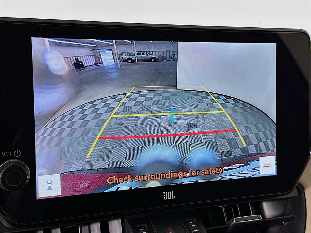 2025 Toyota Rav4 XLE Premium - Image 14