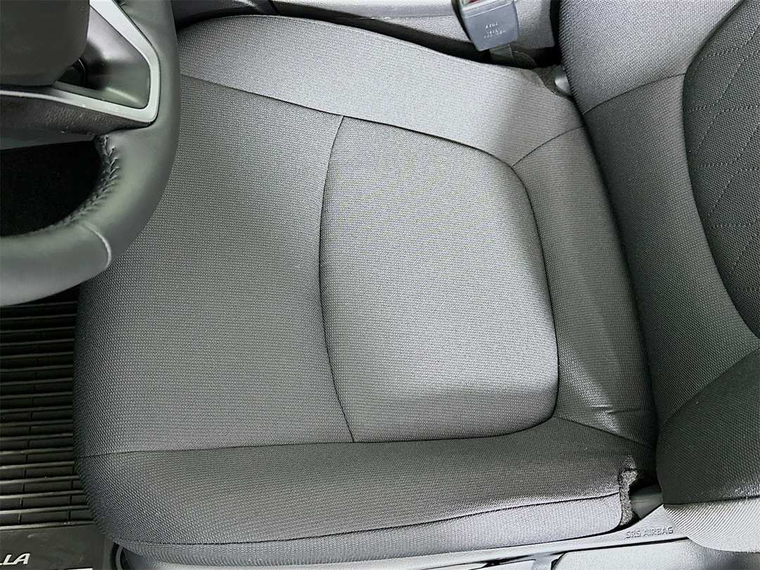 2026 Toyota Corolla Cross LE - Image 19