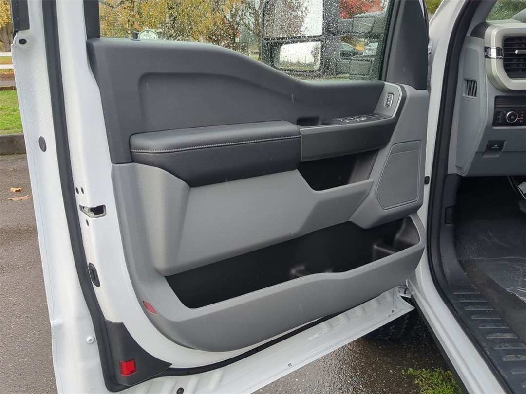 2026 Ford F-250Sd XLT - Image 9