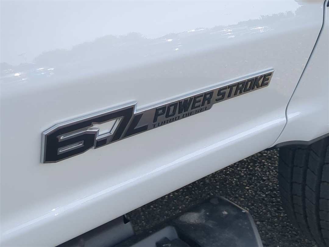 2024 Ford F-350Sd XL - Image 22