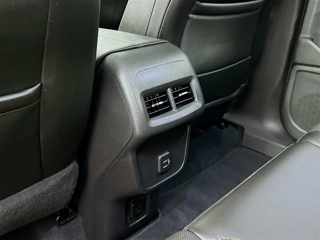 2019 GMC Terrain SLT - Image 26