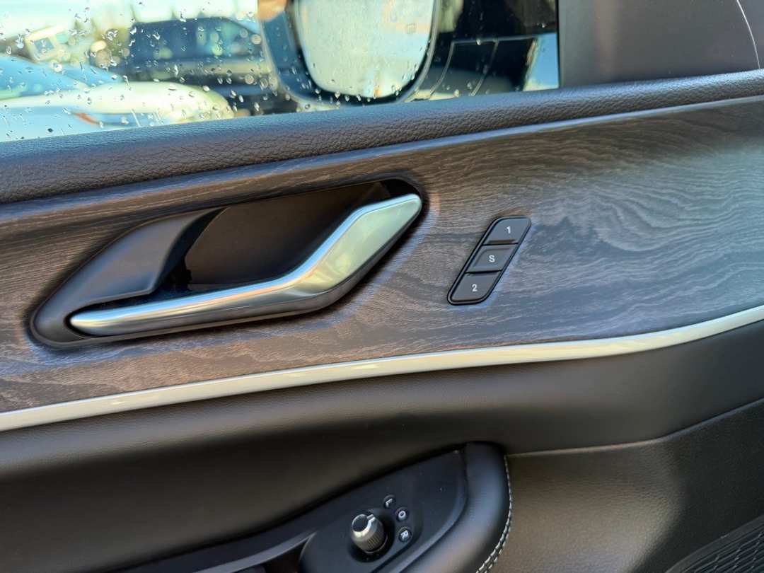 2025 Jeep Grand Cherokee Limited - Image 13