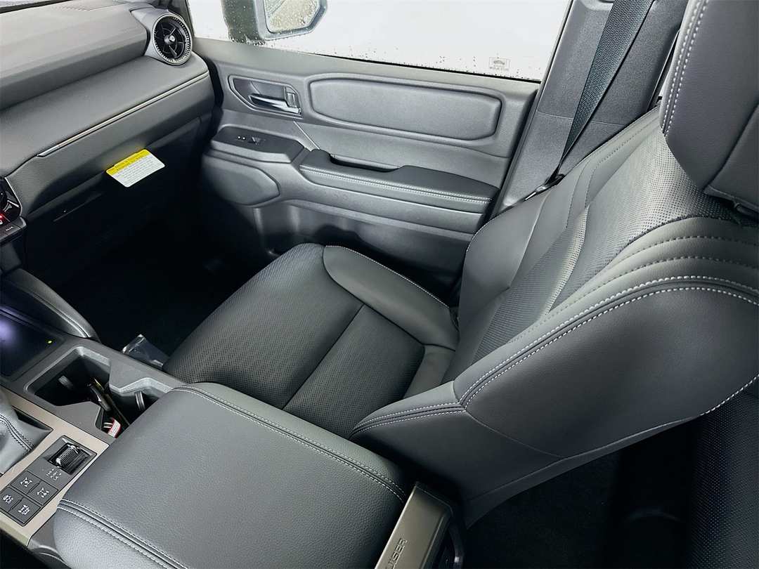 2026 Toyota Land Cruiser Base - Image 25